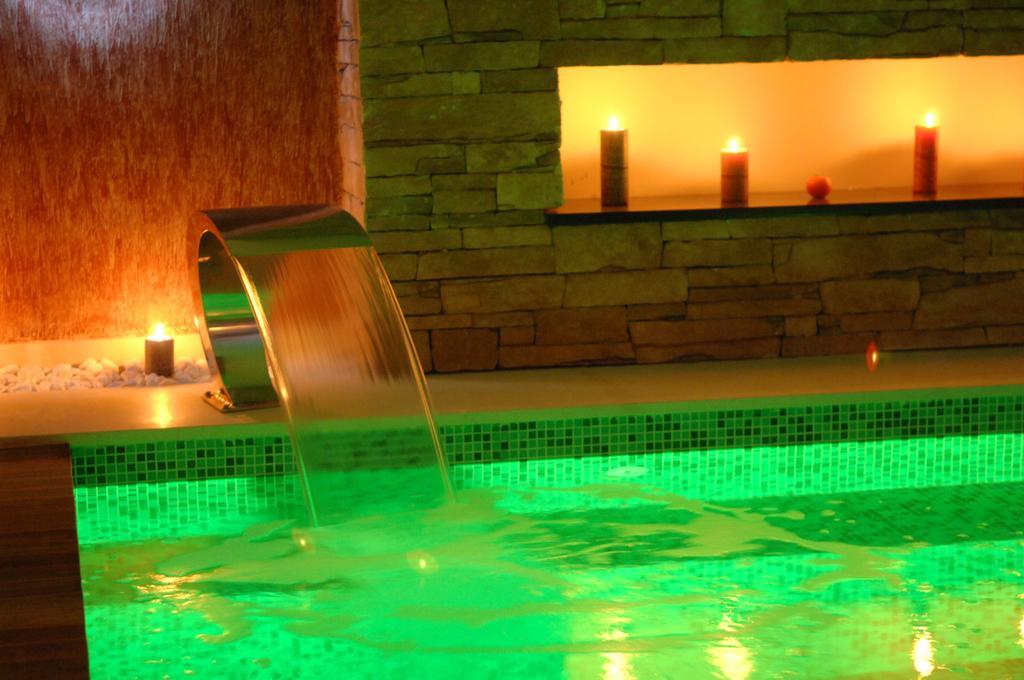 Nymfes Hotel Káto Loutrákion Eksteriør bilde